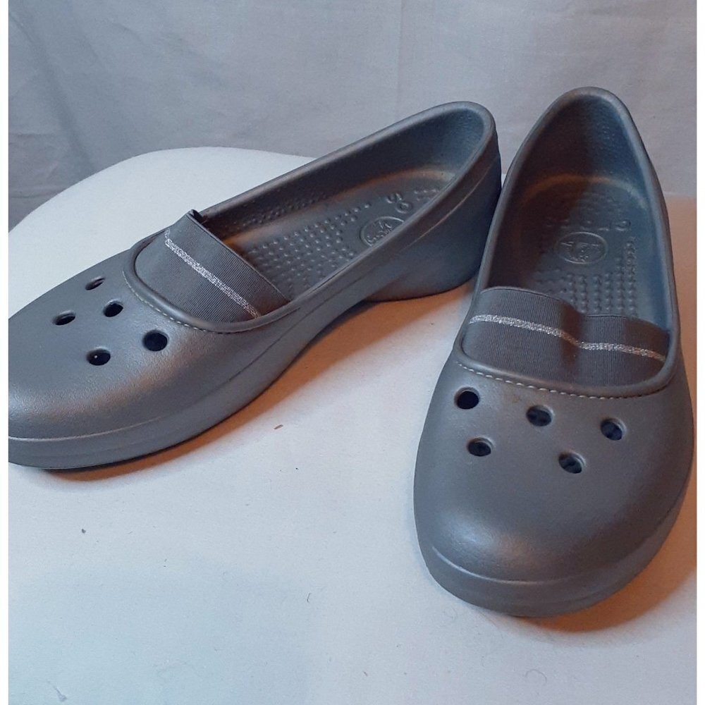 Crocs - Picture 2 of 7